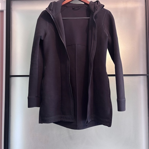 Lululemon Black Hooded Jacket sz 4 - Picture 1 of 9